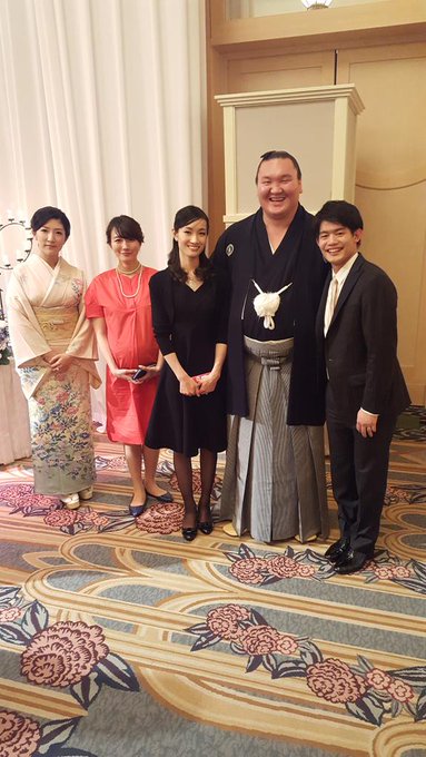 愛ちゃん めちゃめちゃ綺麗 福原愛がディズニー結婚披露宴 吉田沙保里や白鵬らが画像続々アップ ハフポスト News