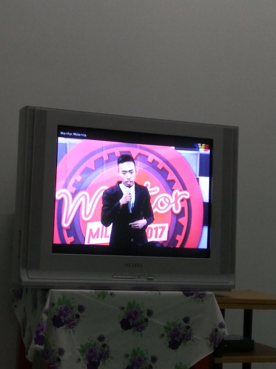 aqiljunaidi_'s tweet photo. Apa ke hey nye budok USAS ni hahaha. Tahun lepeh pun orang kuale jugak. Adeh #usasm #usas #kuisas https://t.co/6p6awpGhgF