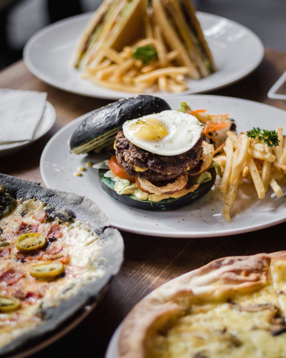 We are inviting all burger lovers to try our feature menu, Noach’s Kitchen Burger, which will satisfy you in every bite you take.