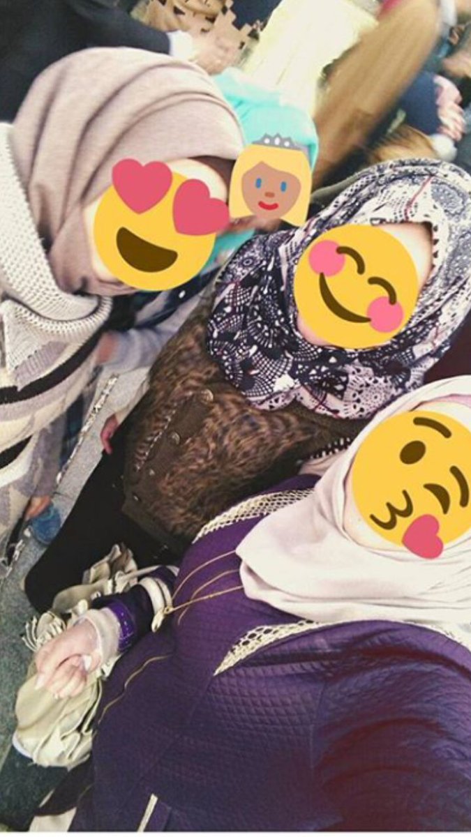 أني وبنات الخالة الضلعات في الكاظمية ربي يحفظكم لي 😚