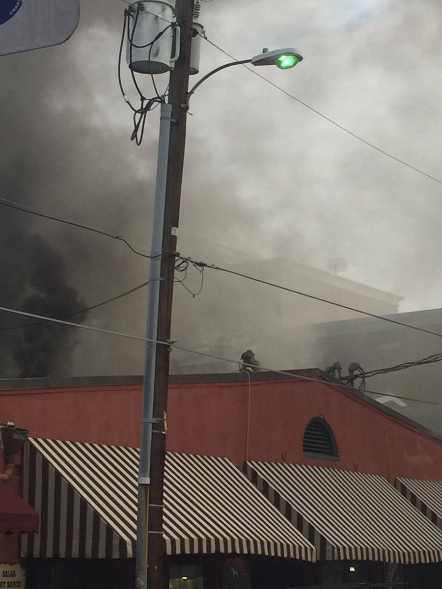 MargeauxGV's tweet photo. Fire in the city Market. https://t.co/bwJPnIaNaf