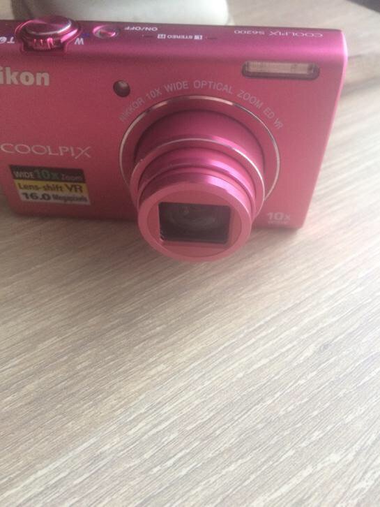 Nikon coolpix s6200 link.marktplaats.nl/m1133764605?ut…