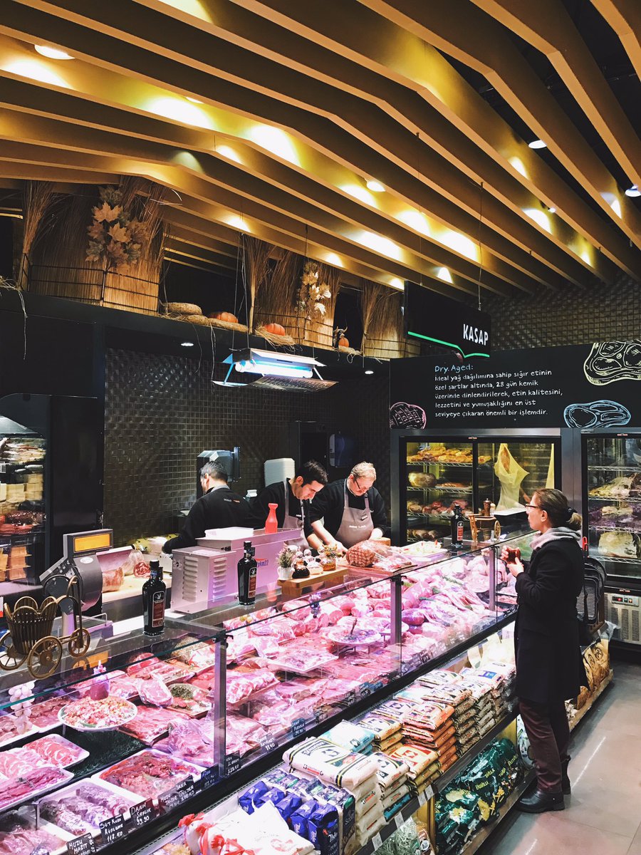 panayironline's tweet photo. Dinlerilmiş #et #taze etin aksine daha #sağlıklı , #yumuşak ve #lezzet lidir.

#Panayır #Gurme #Organik 
#Kasap #Steakhouse #Leziz https://t.co/k3uYUIJ2Od