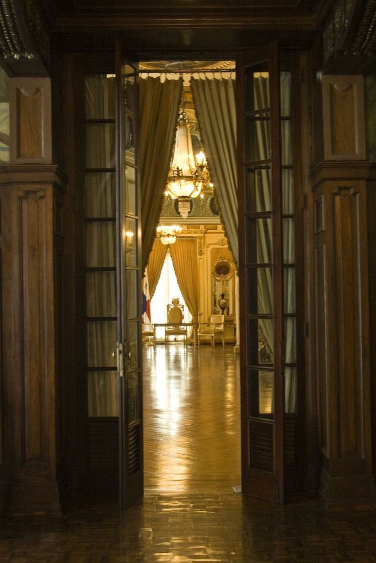 MiPRD11's tweet photo. Para #esasilla quién?: Toro, Martin, Cortizo, Solis, Pedro Miguel, Zulay, Navarro, Binicio, Blades, Samuel, Camilo... me faltó alguno? https://t.co/7FqjOz4lub