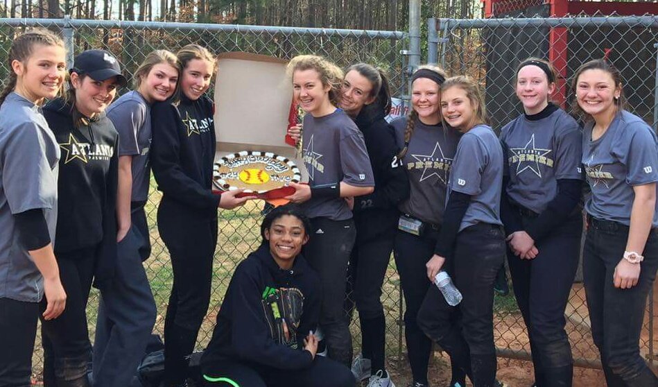 ATLPremier02's tweet photo. Great practice yesterday!! Happy bday Aslinn and Taylor! Welcome, catcher, Catherine 'Cat'McCulley to our AP family! #APProud #softball https://t.co/Vq3V72bEbK