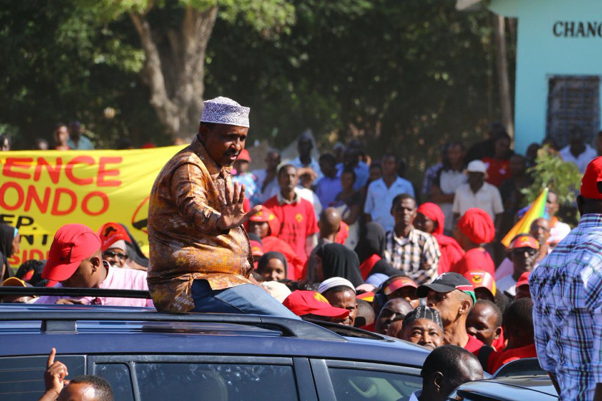 DualeTena's tweet photo. While CORD believes in politics of identity,' &amp; apply selective political visits, Jubilee tours all regions including Coast  #RutoInCoast https://t.co/K4AhULPIgj