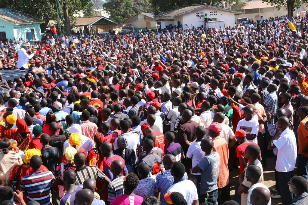 DualeTena's tweet photo. While CORD believes in politics of identity,' &amp; apply selective political visits, Jubilee tours all regions including Coast  #RutoInCoast https://t.co/K4AhULPIgj