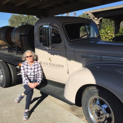 cherninesq's tweet photo. #NewProfilePic https://t.co/8r33QZNsAS