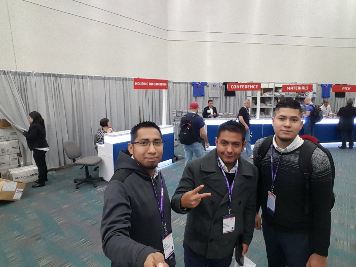 RGONZALEZ_SS's tweet photo. #sww17 #Solidservicios El mejor Equipo https://t.co/dR6qAh6Eet