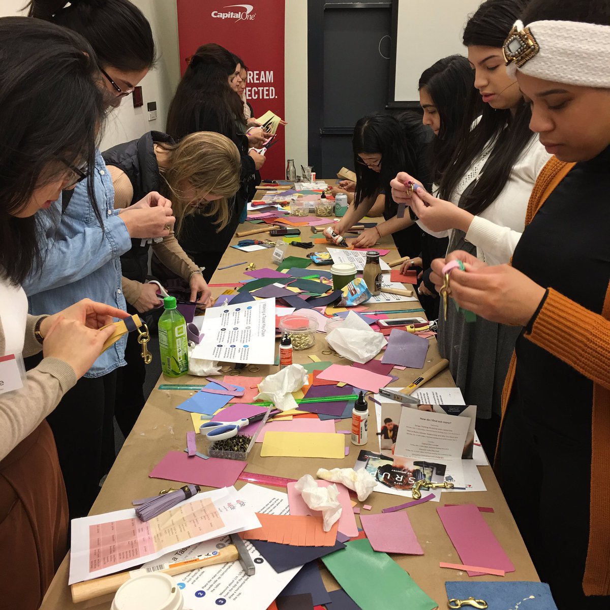 WECodeHarvard's tweet image. WECoders getting crafty with @CapitalOne! #WECode2017