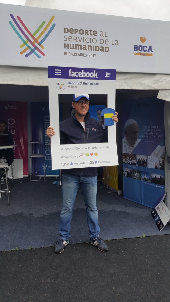 DHumanidad's tweet photo. Tomás pasó a saludarnos! #DeportexHumanidad #CopaDavis @BOCASocialcabj https://t.co/lwY2Ac5Rqd