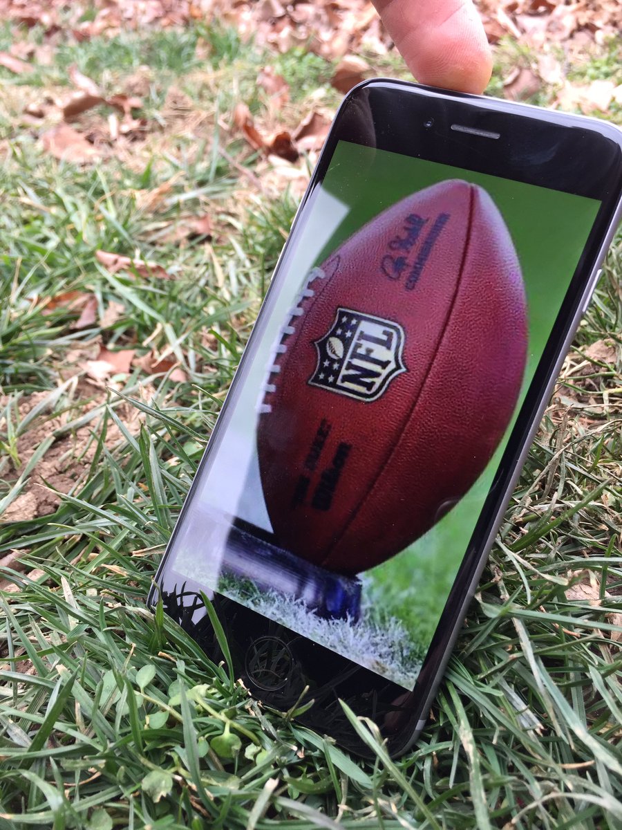 smartspottech's tweet photo. It's #SuperBowlSunday! We are getting ready for kickoff but first have to finish up today's repairs. #mailinrepairs #hustle #ipadrepair https://t.co/kzgMPEfB1b