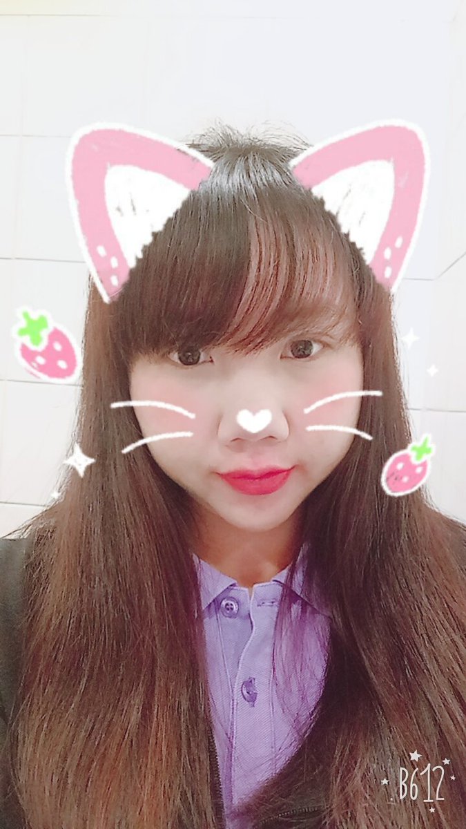 C2Biscuit's tweet photo. #HIGH5SelcaDay #HIGH5TH 
จะมีแบบนี้อีกกี่ครั้งกันนะ ใกล้เข้ามาแล้ว MUCH LOVE 😍😍😍😍 https://t.co/7UVSeC6asm