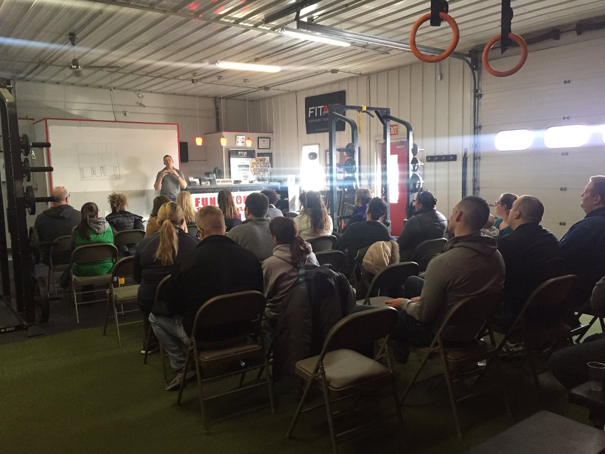 qdathletics's tweet image. Spending Super Bowl Sunday talking about #nutrition and the #HouseOfGains at #FunctionalPerformance in #HornellNY!