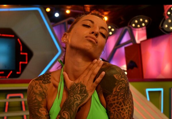 NahuuChecchi's tweet photo. Como cuando el Dj pone la mรบsica que te gusta a vos..๐๐ง
#MemesCombate https://t.co/0foHmQkXt8
