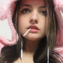ReturnOfKangz's tweet photo. You've Got An Alt-Right Girlfriend, Now Here's How You Make Money Off Of Her https://t.co/7onsHhnkYV