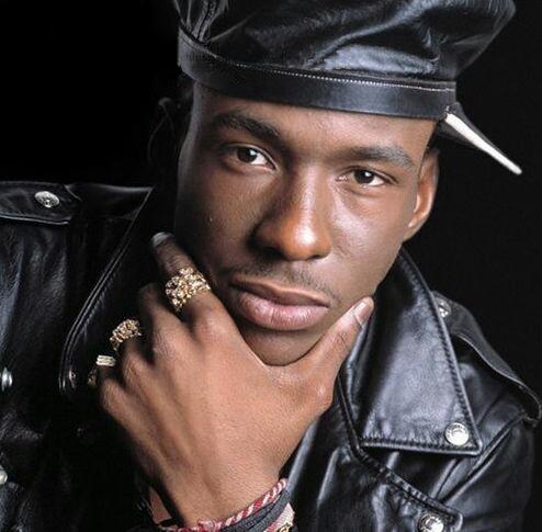 Happy 48th birthday Bobby Brown :-) 
