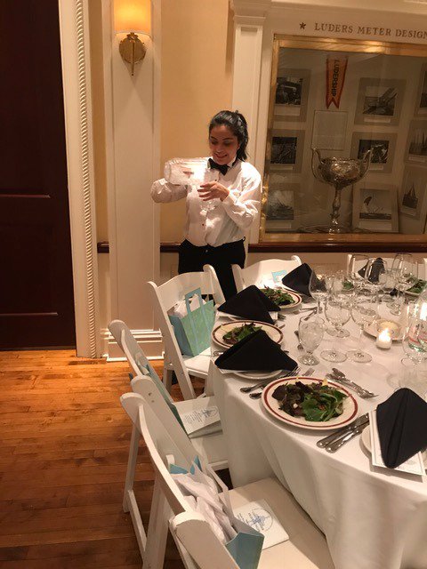 JMW_Hospitality's tweet photo. Jan 26, Hospitality/Culinary students volunteered their time and talent during 11th Annual Chefs Dinner to Fight Hunger :) https://t.co/Ikb3UHNeXJ