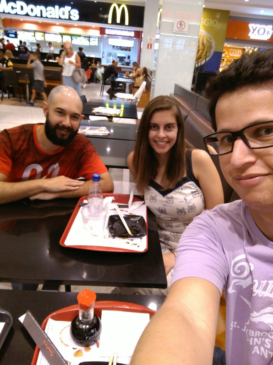 mostmol's tweet photo. @romulomendonca temakinho antes do superbowl no cinema!  #superbowlnaespn #falconsébrasil https://t.co/Lm8NxYyykX