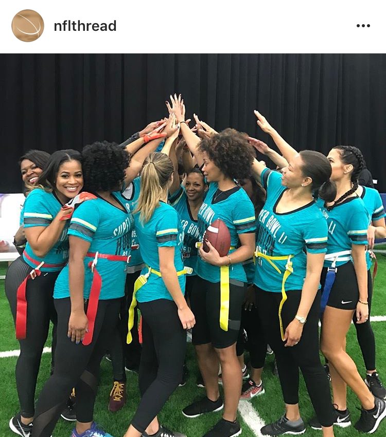 DawnNeufeld's tweet photo. When you've got dope friends who play #football... #TeamTouchSB51 #TeamTouch #SuperBowl #footballwives #OTFPWA #NFLThread #TeamBanks https://t.co/kc61yb9iwU