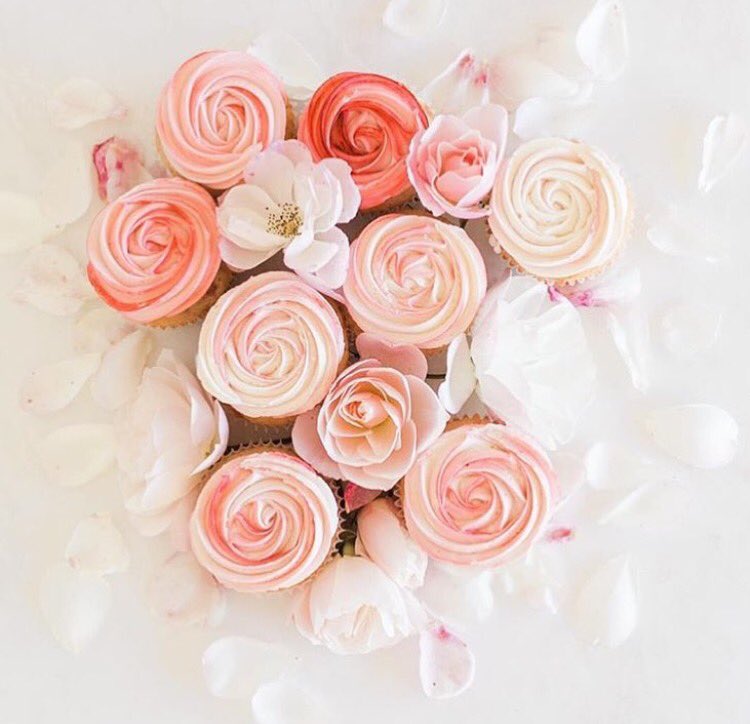 gatheredandco's tweet photo. Valentine's Day is just around the corner! Show some love with a surprise gift box💕 https://t.co/50DksNBkmo