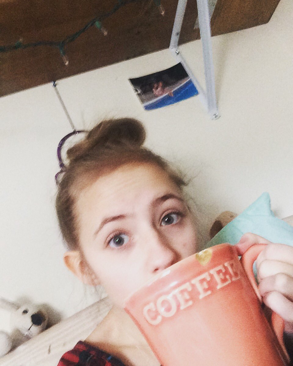 Ilovedogs137's tweet photo. I ❤ coffee https://t.co/6ZE0yXe1up