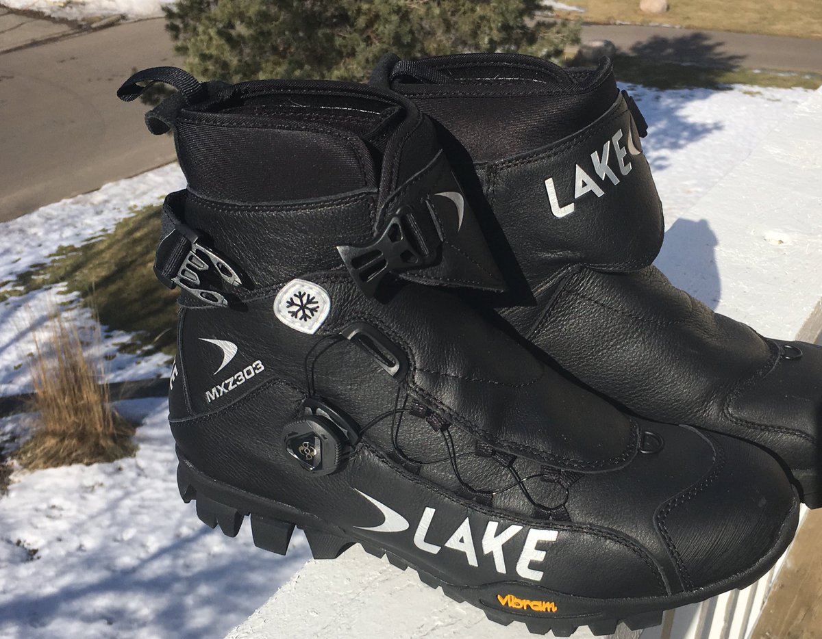 TomSoladay's tweet photo. @Lake_Cycling #minnesotawinter #fatbike #lakecycling #mxz303 https://t.co/59tMX9DZIR