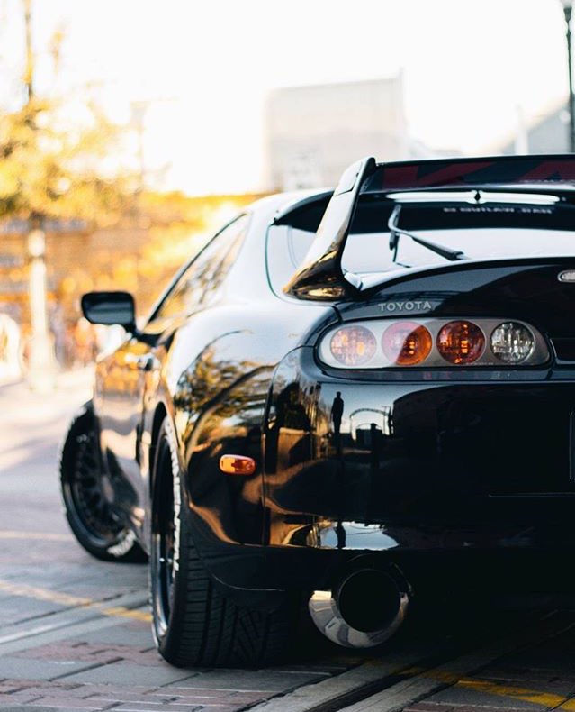 boostlust's tweet photo. RT if you think Supras twerk better than most "bad bitches" out there 👀 https://t.co/KdN1Bo9EuR