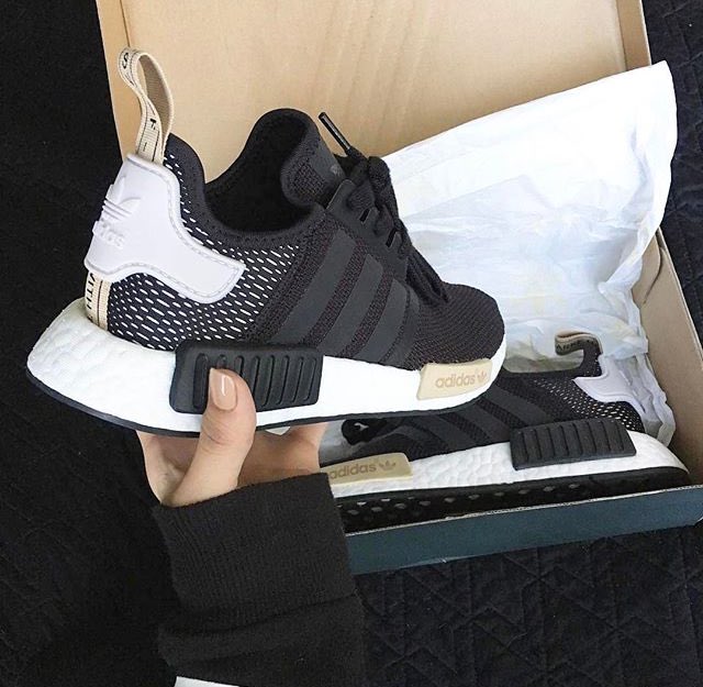 welove_sneakers's tweet photo. https://t.co/WBHSKWU6S2