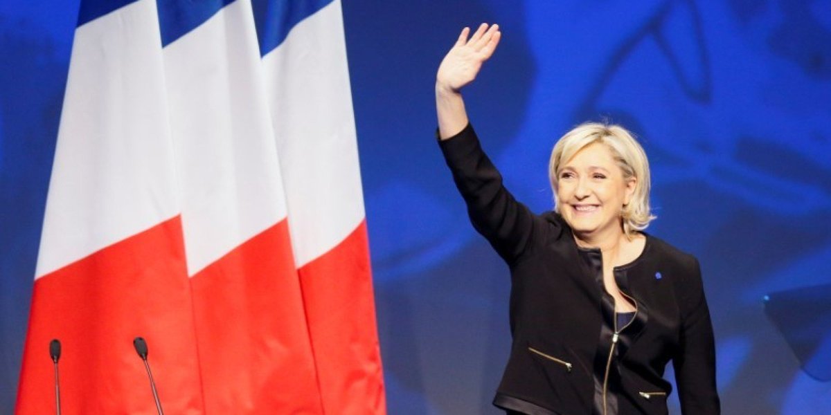 ElHuffPost's tweet photo. Marine Le Pen se presenta como la candidata del "pueblo" frente a los partidos de la "pasta"
https://t.co/43mqKRelli https://t.co/z8qxOrgAvZ