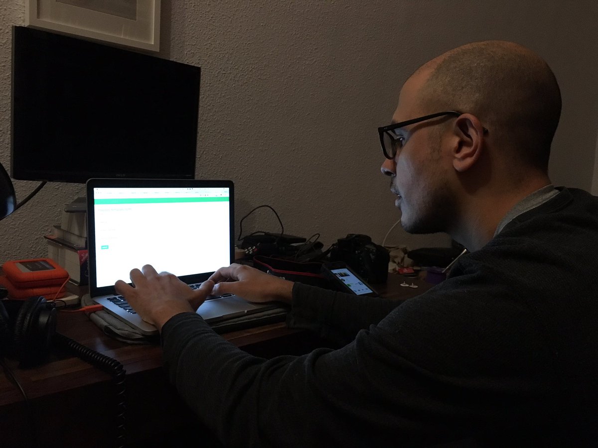 FirstCut_App's tweet image. #WeekendHacking @Tomasdms #TeamFreedeo #Startups #FreedeoBot 🎉