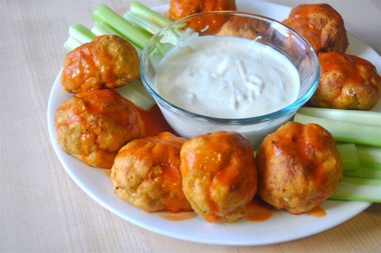 10 Buffalo Chicken Recipes So Good You'll Forget About the Game
 bit.ly/2jReqjL Wait, what Super Bowl?