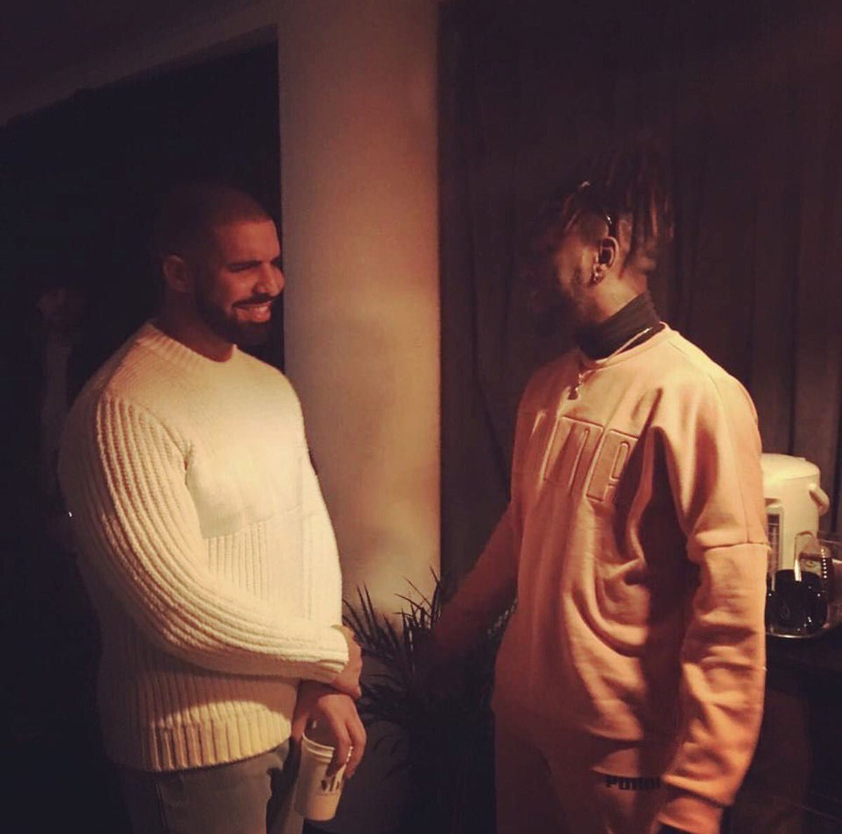 takingCustody's tweet photo. Drake x Burna boy https://t.co/bQzaX83zqy