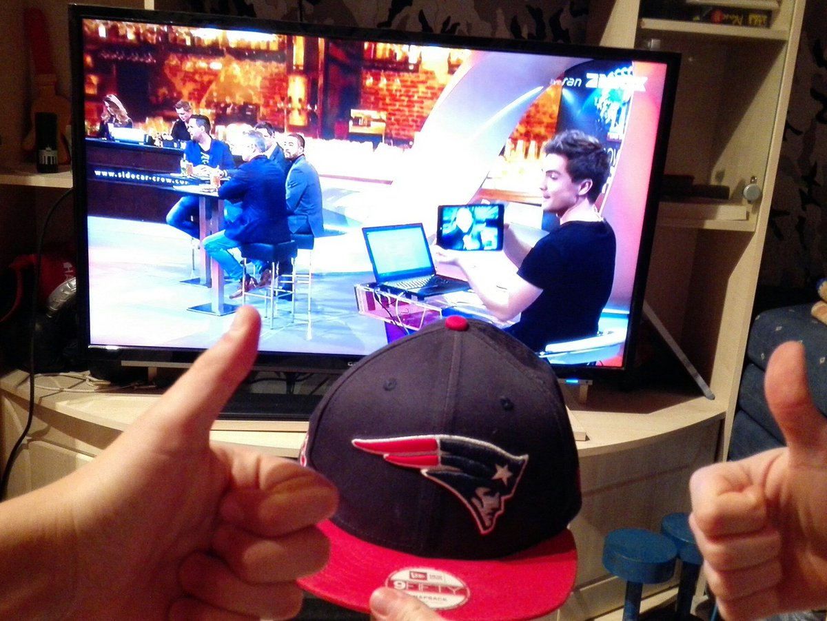 Drawerplays's tweet image. #ranSB51 Super Bowl Abend! Ritual Bier auf Ex !