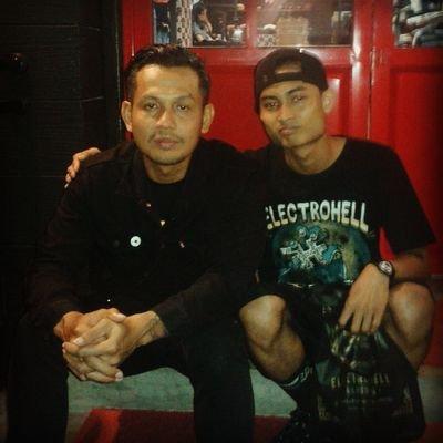 Come hangout with me on #BIGOLIVE. web.live.bigo.sg/2186560681_148…