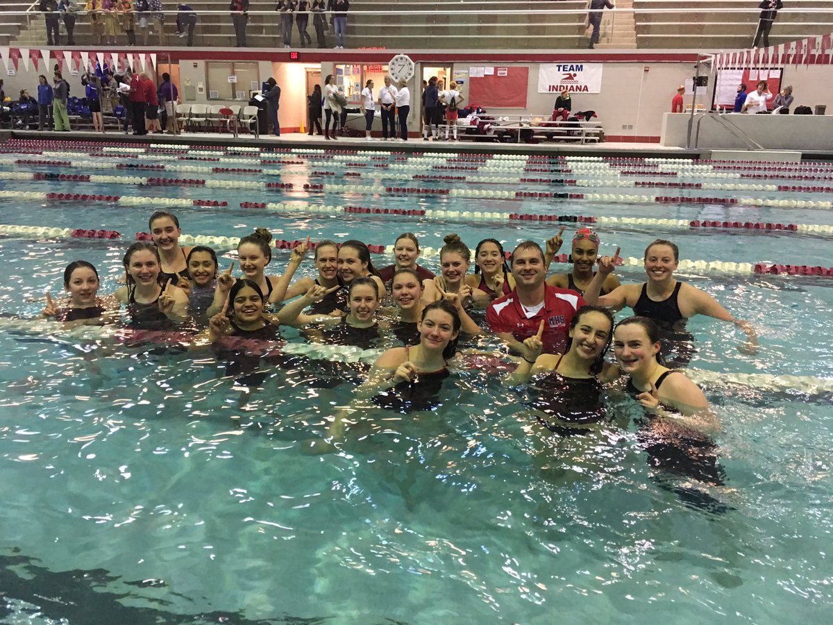 MunsSwimDive's tweet photo. SECTIONAL CHAMPS ☝🏼 https://t.co/AkkjnEhCUI https://t.co/U1iCI0P6tJ
