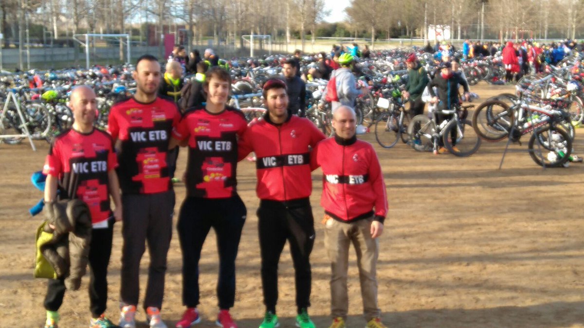cnvic_etb's tweet photo. (1) I moltes felicitats als 5 equips open. Competint i després animant al #duatlodelprat #VICETBpower https://t.co/WiWHDPsnHb