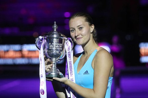 Mladenovic Majestic For Maiden Wta Title Outlasts Putintseva In Classic Kristina Mladenovic Left It All On The Co Petersburg Womens Tennis Tennis Players