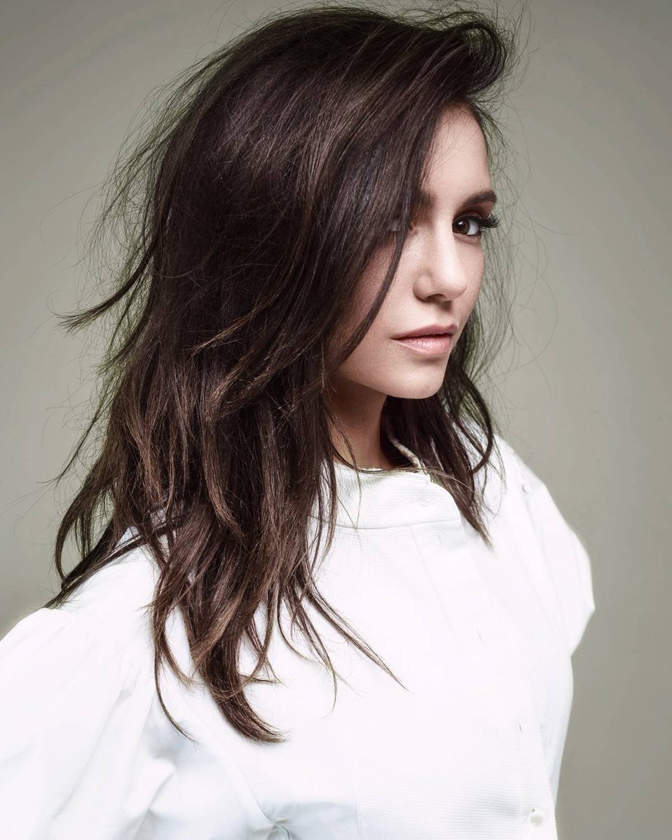 smaia89's tweet photo. I'm so gay fuck π #NinaDobrev #NDobrev #Ninanators https://t.co/S15kQl1sJr