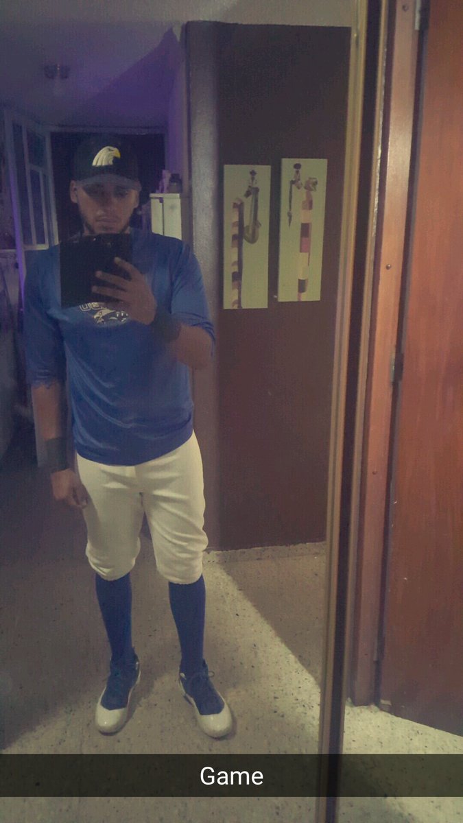 Chriz_15mlb's tweet photo. https://t.co/nbuZQbhd3V