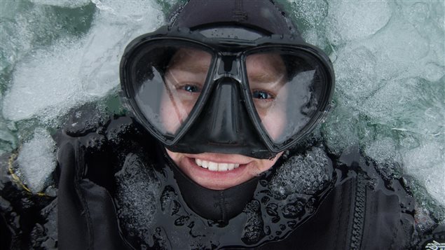 Plonger sous la glace (Diving under ice): #Sedna's underwater photographer @Joannwilkins interviewed @CBCRadioCanada goo.gl/UCHnqd