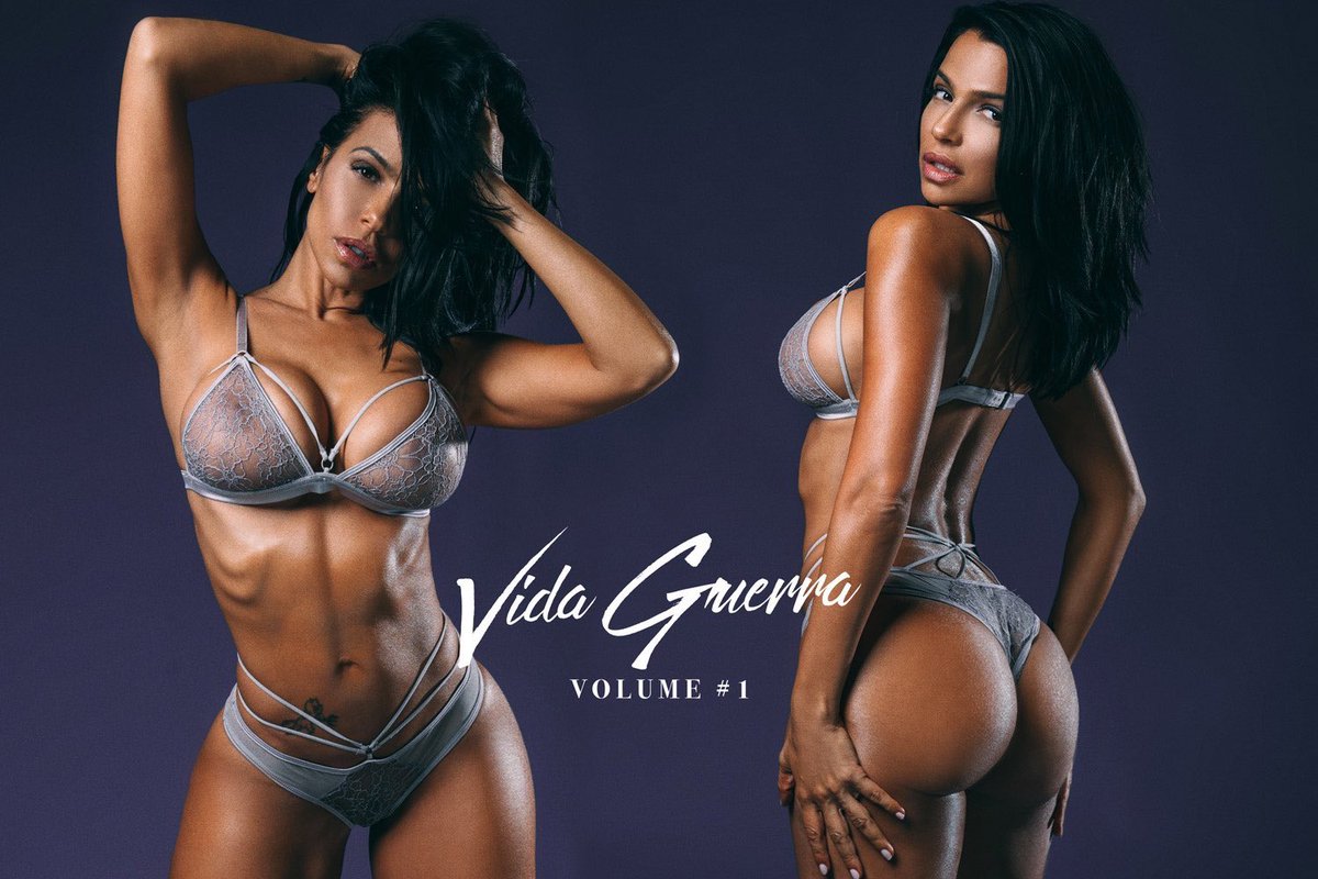 💥➖UK Cover Girl ➖💥The Stunning <a href="/VidaGuerra/">Vida Guerra</a> #stunning #glamour #modelling #classy #sexy #model <a href="/usacovergirl/">USA | Cover Girl | ™</a> <a href="/Ukcovergirl/">UK | Cover Girl | ™</a> #RT #ff #playboy