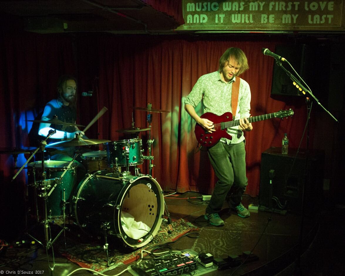 Shiver_uk's tweet image. @VectorVendetta Headlining last Thursday @roadtripbar for @Hot_Vox  presents..
