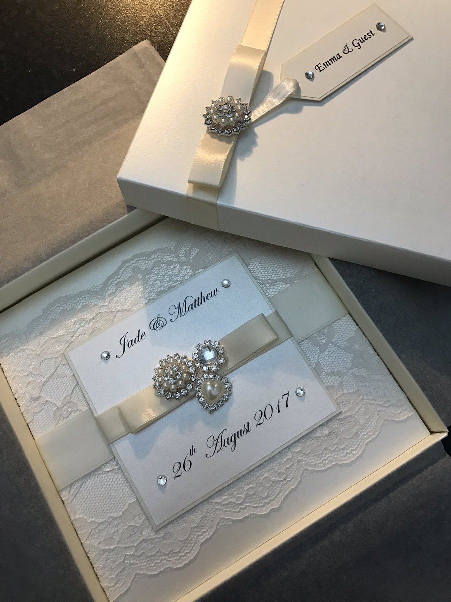 Kellibrations's tweet photo. #weddinginvitations #stunning #love #classy #kellibrations #handmade👆😍 https://t.co/A10EriGt1V