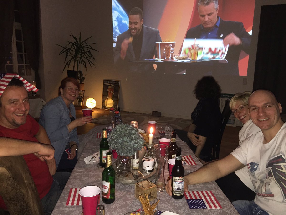 acnordend's tweet photo. Countdown läuft.  #ranSB51 https://t.co/ZNpaHpVN7b