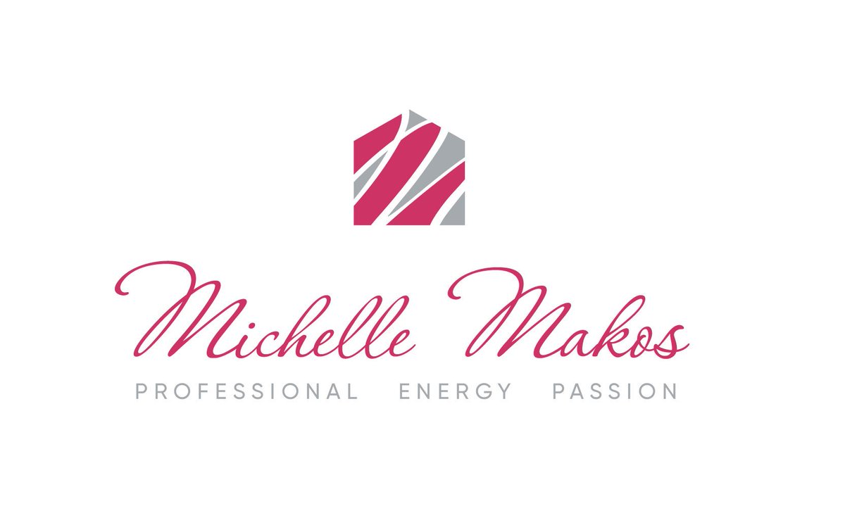 REWoman's tweet photo. Stay tuned for new listing in #Pickering this week! #RealEstateAngel https://t.co/Pzx1YMzQaJ