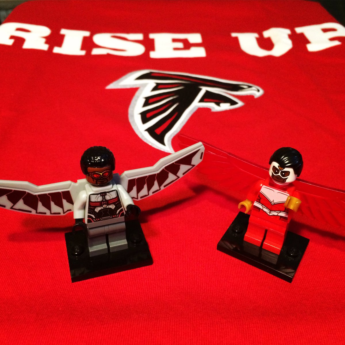 ATLegOH's tweet photo. Let's go, @AtlantaFalcons! #RiseUp with The Falcon &amp; The Falcon! 
#SuperBowl #SuperBowlSunday #YesISaidTheWord #ATLshawty https://t.co/J1iRVDaDXX