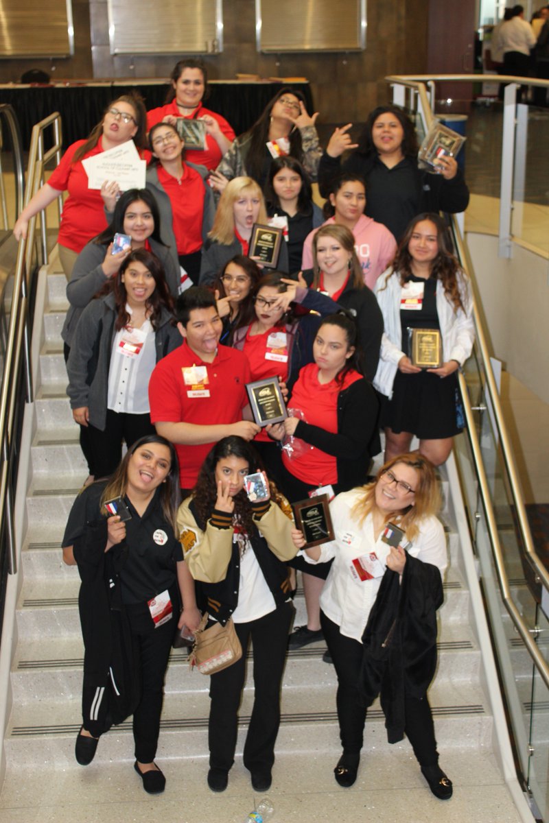 TheyCallMeMsN's tweet photo. I am so proud of these goof balls! 😀❤️ @Irv_FCCLA https://t.co/bvorT7mkor