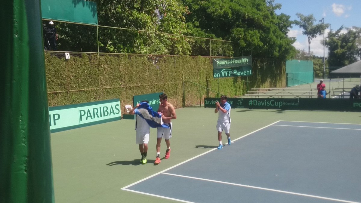deportetotal_bo's tweet photo. #CopaDavis #ESABOL
FINAL
M. Arévalo 🇸🇻 | 3  | [6 - 6 - 6]
F. Zeballos 🇧🇴 |  0  | [3 - 3 - 1] https://t.co/m4AXULRXRG