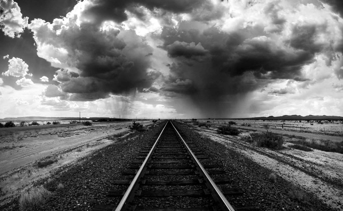 Storm's a-brewin', come take shelter at the Robin Rice Gallery and see Benjamin Heller's "Echo and Convergence." On display until Feb. 26th.